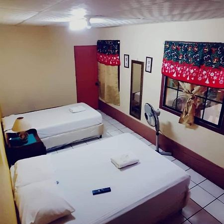 Hostal Leyendas León Eksteriør bilde