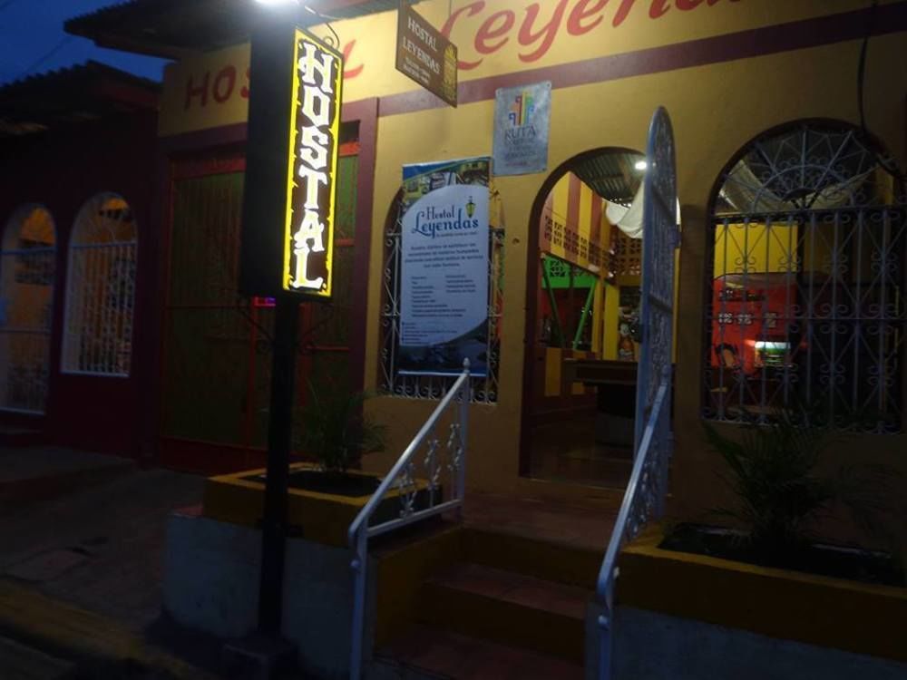 Hostal Leyendas León Eksteriør bilde